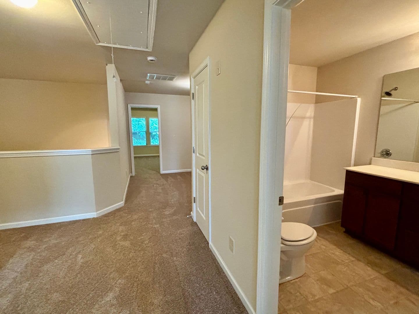 Cumming House: 1344 Brookmere Way