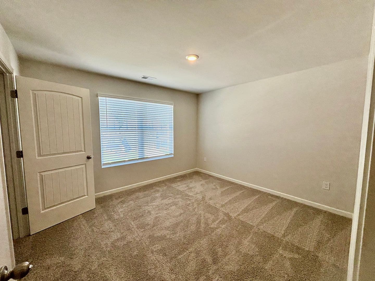 Gainesville House: 2986 Daxton Ln
