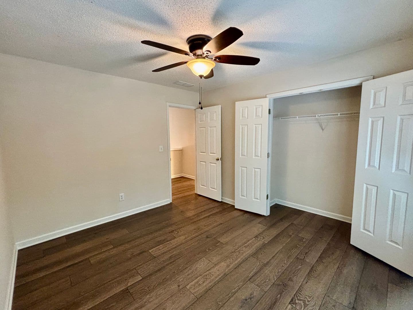 Johns Creek House: 10920 Glenbarr Drive