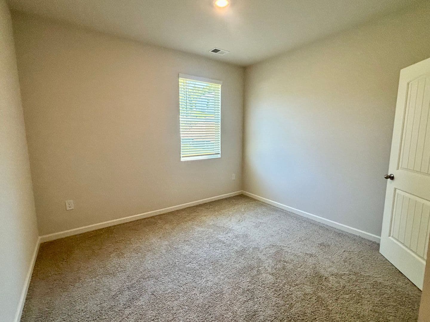 Gainesville House: 2986 Daxton Ln