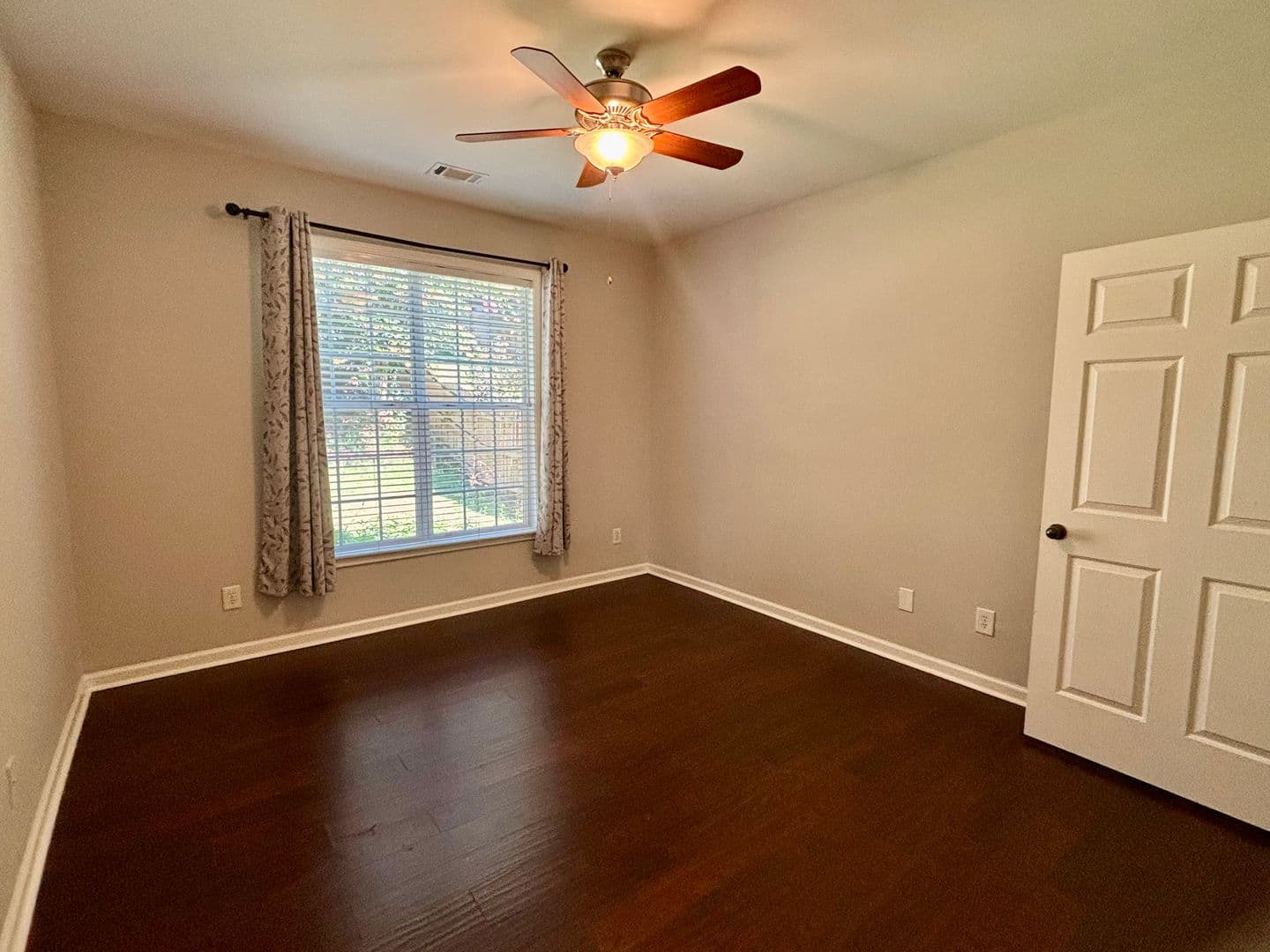 Buford House: 3252 Sandy Branch Lane