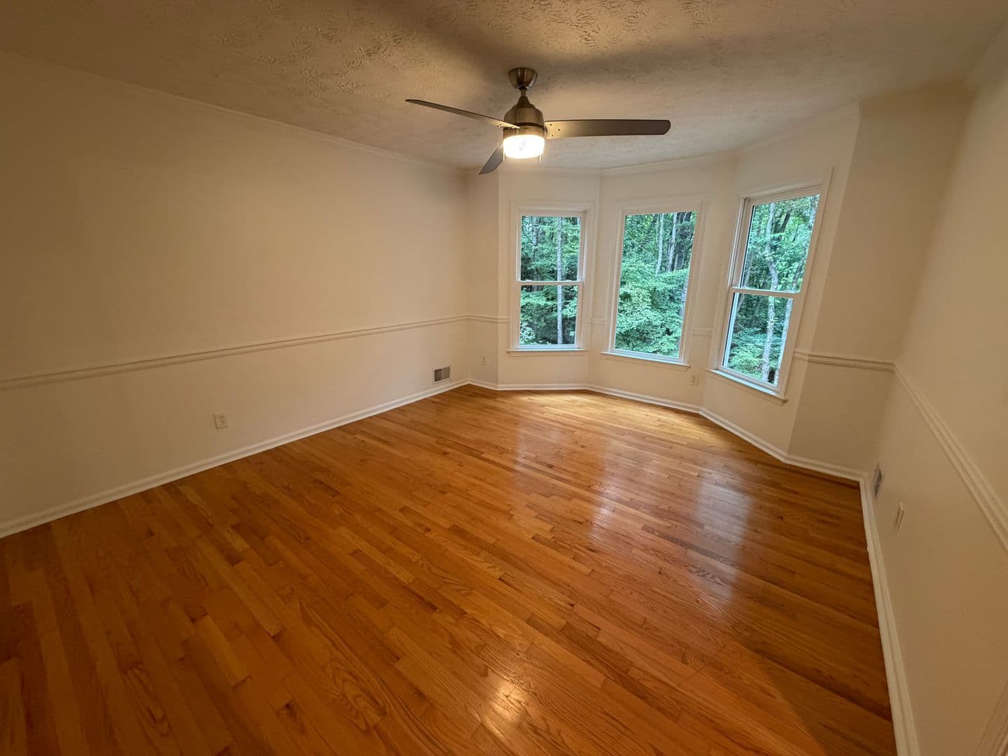 Lawrenceville House: 190 Timber Oak Cove