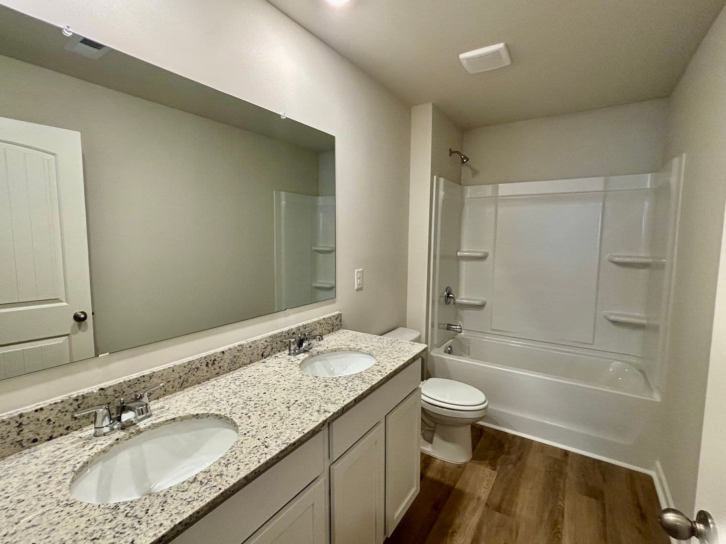 Gainesville House: 2910 Daxton Ln