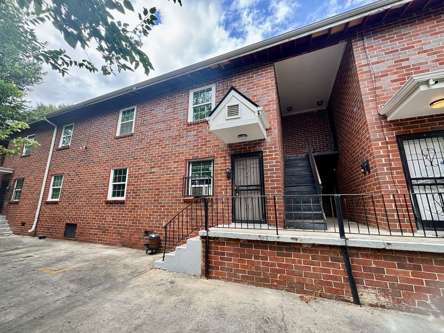 Atlanta Apartment: 1048 Washington St., SW