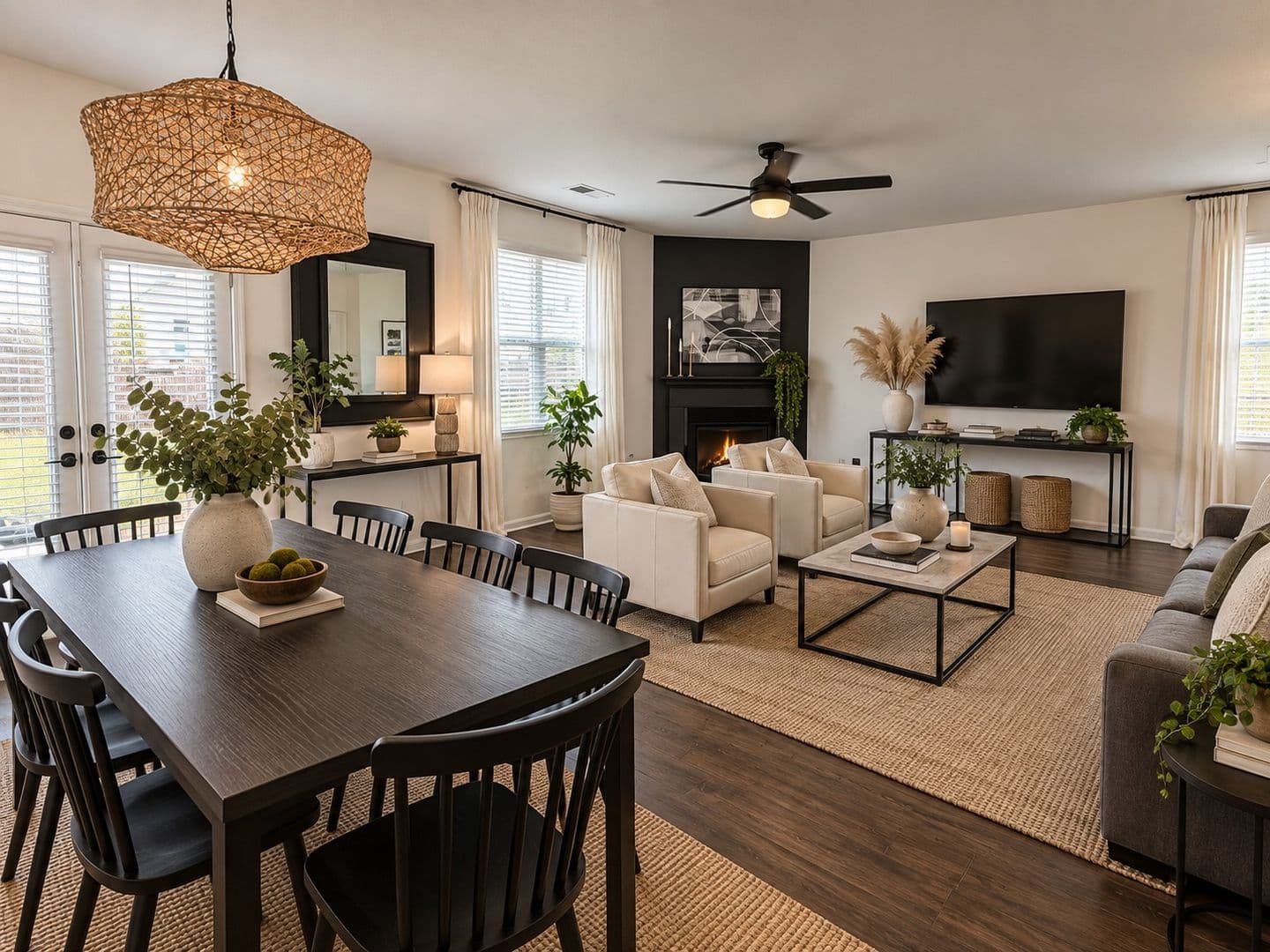 Loganville House: 649 Azalea Bloom Dr.