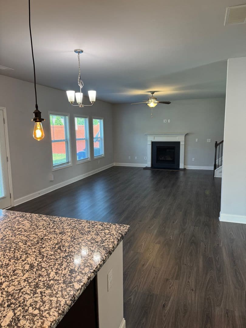 Gainesville House: 4472 Beechnut View