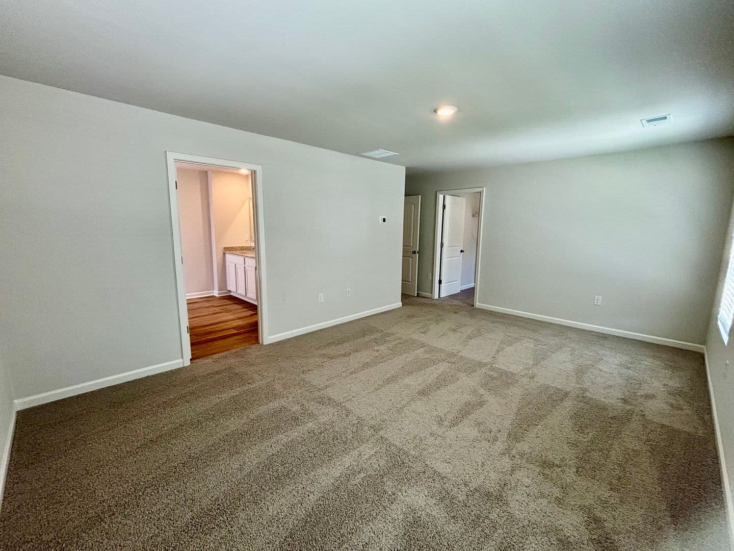 Gainesville House: 2910 Daxton Ln