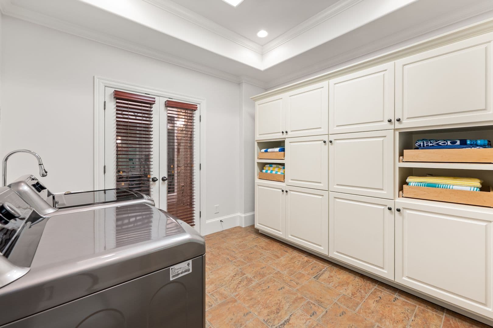 Buford House: 6031 Shadburn Ferry Rd.