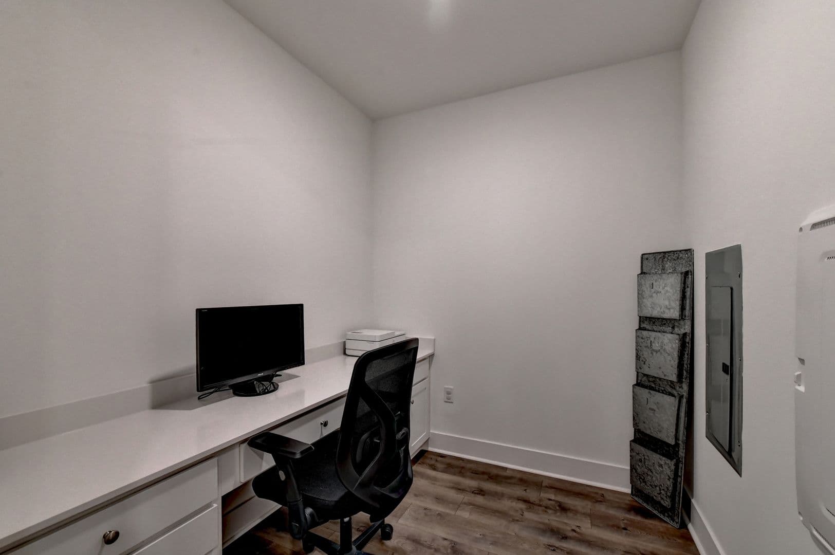 Cumming House: 3342 Orwell Way Unit 1208