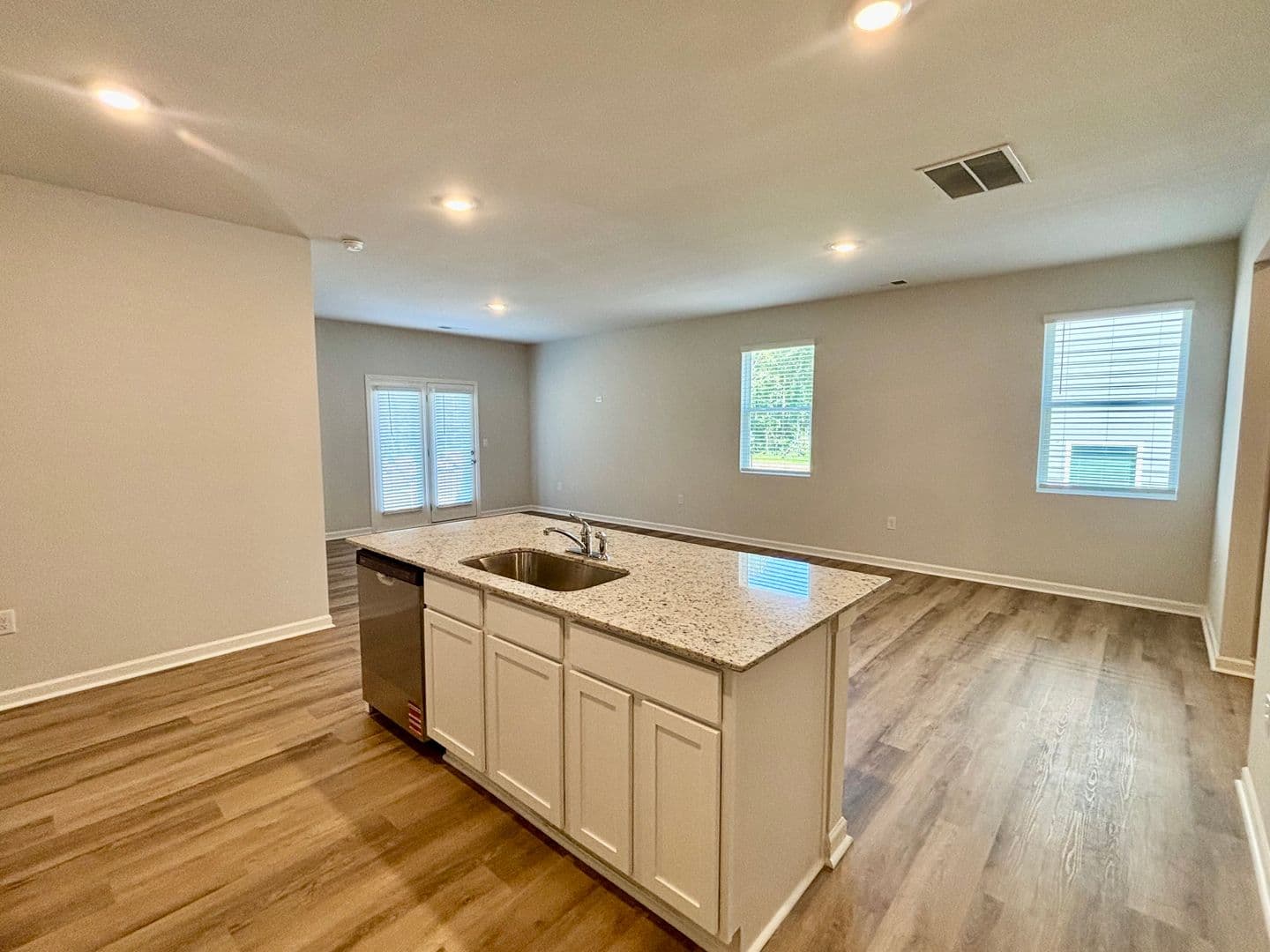 Gainesville House: 2910 Daxton Ln