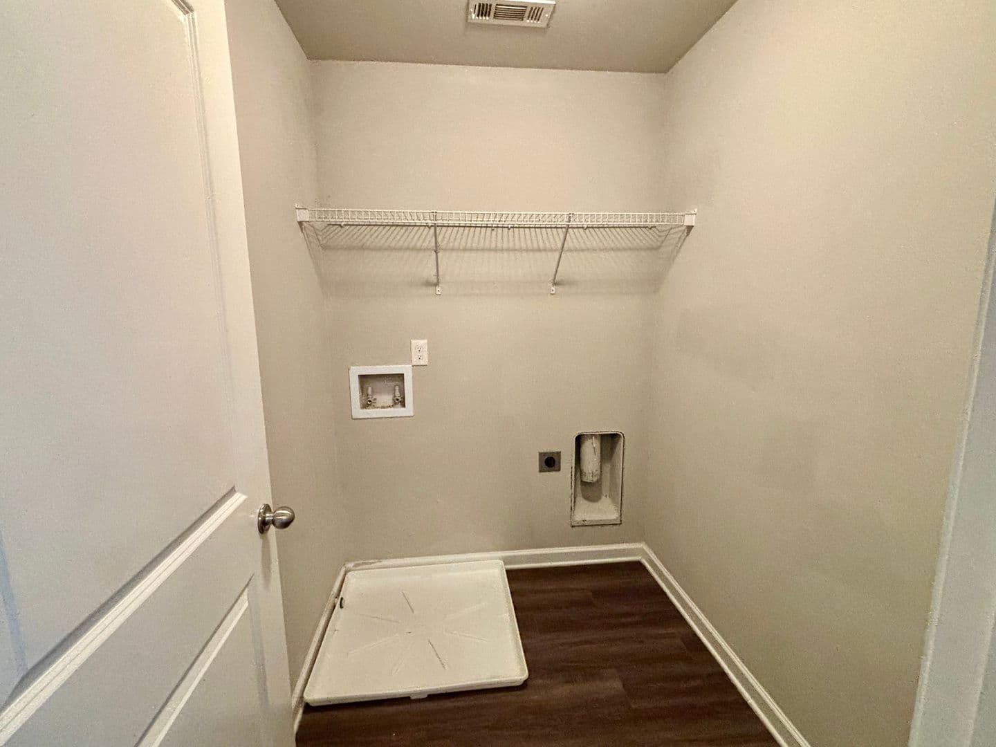 Locust Grove House: 321 Nutwood Trace