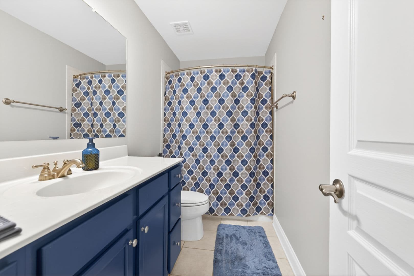 Flowery Branch House: 7819 Brass Lantern Dr.