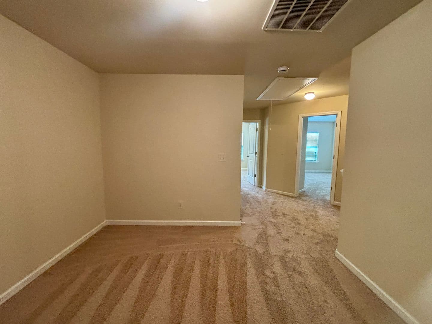 Cumming House: 1344 Brookmere Way