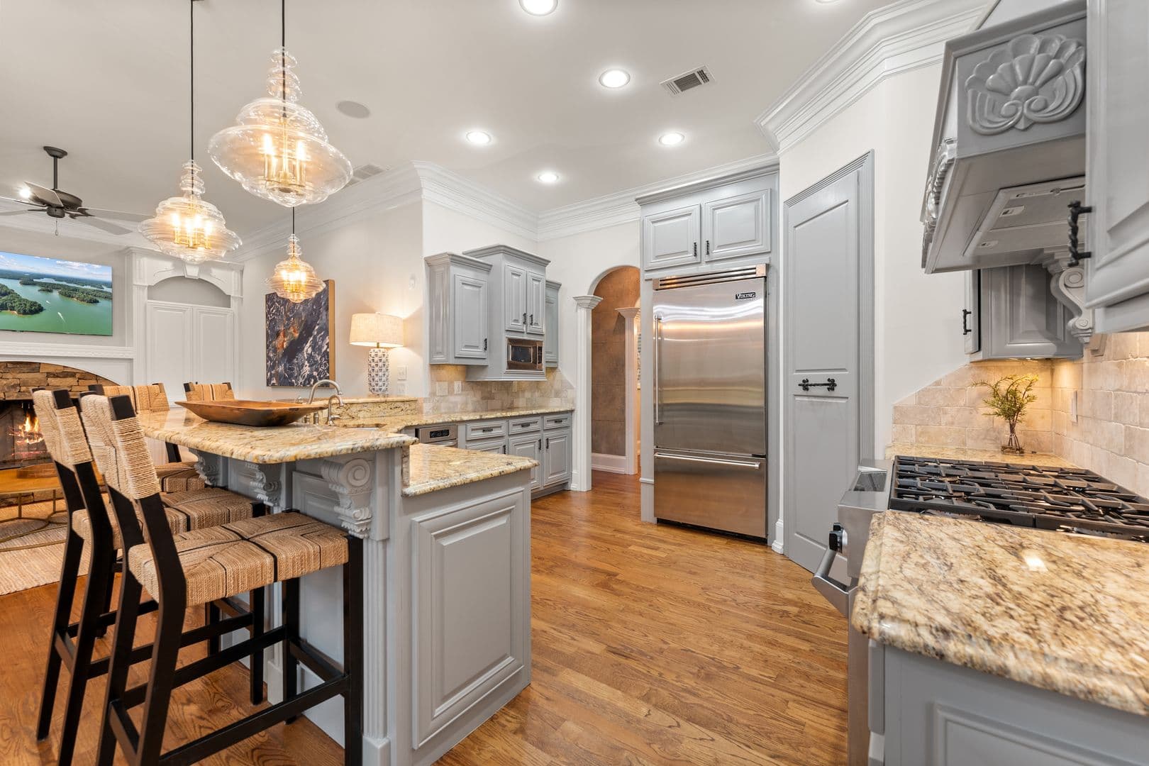Buford House: 6031 Shadburn Ferry Rd.