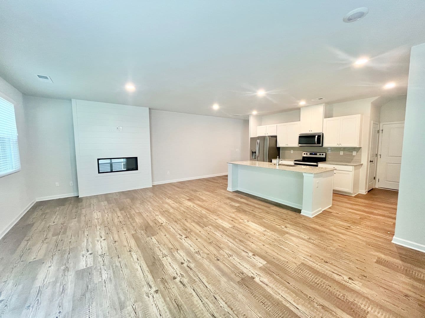 Flowery Branch House: 5129 Sidney Square Drive