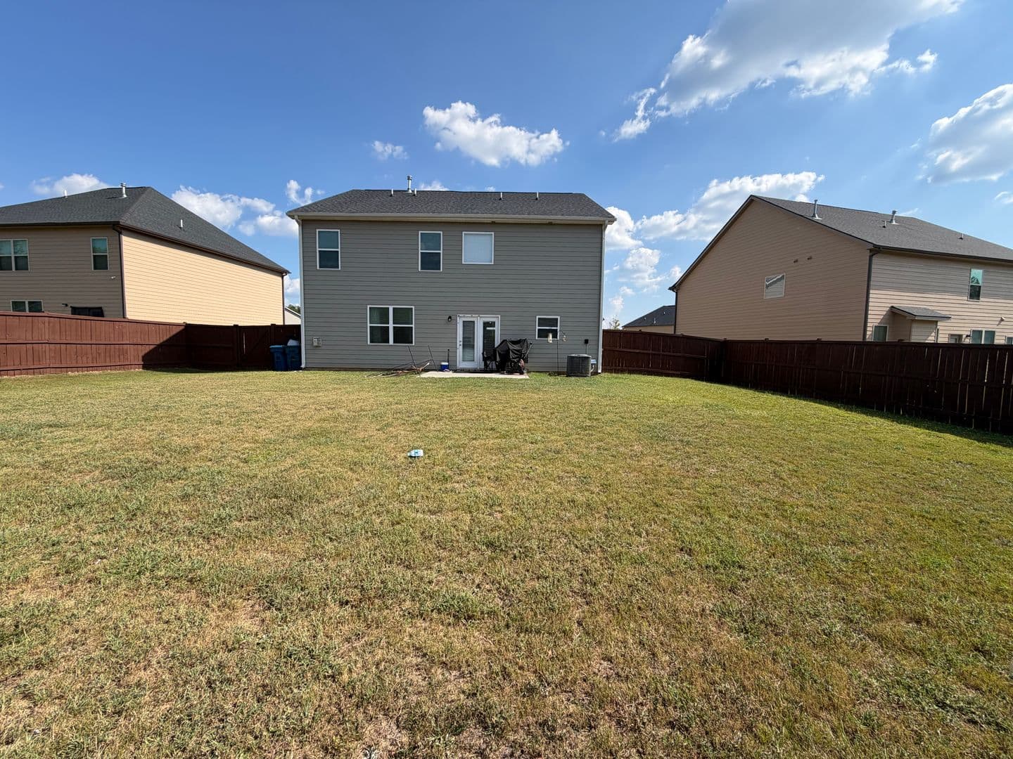 Loganville House: 649 Azalea Bloom Dr.