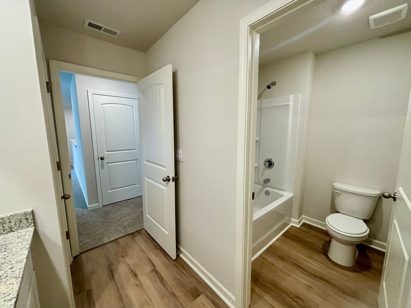 Gainesville House: 2986 Daxton Ln
