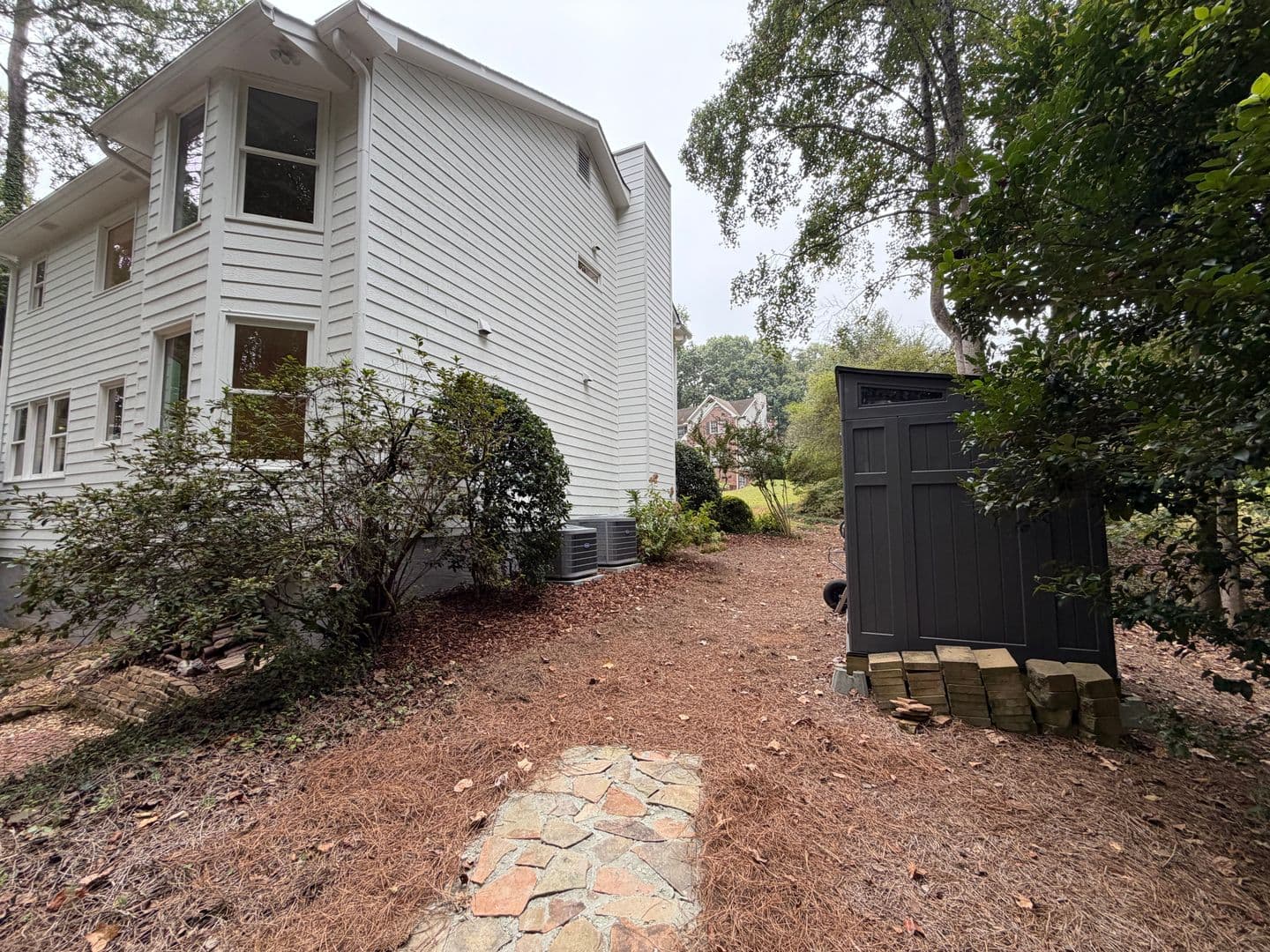 Lawrenceville House: 190 Timber Oak Cove