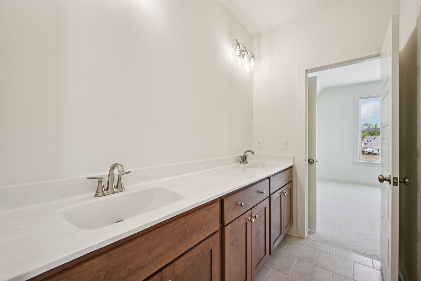 Dawsonville House: 7945 Heritage Farm Ct.