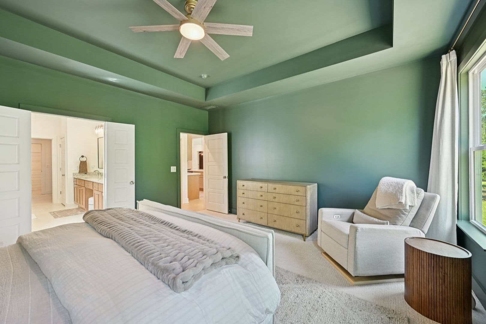 Dawsonville House: 7945 Heritage Farm Ct.