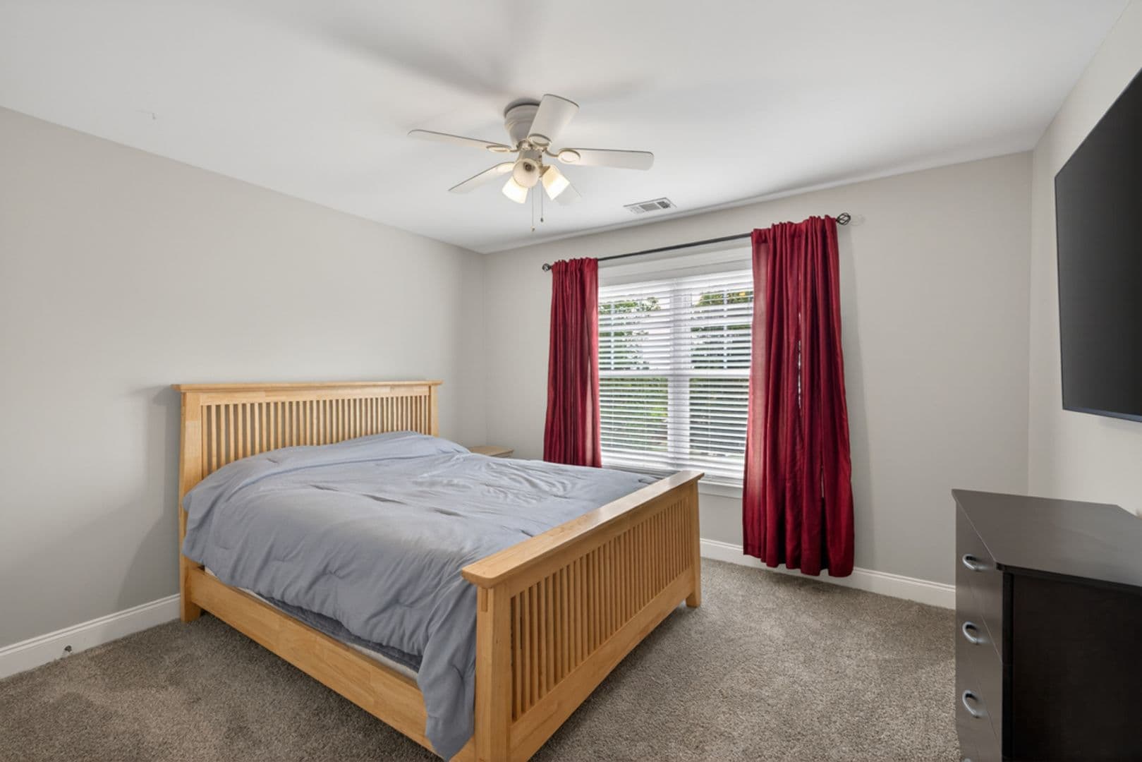 Flowery Branch House: 7819 Brass Lantern Dr.