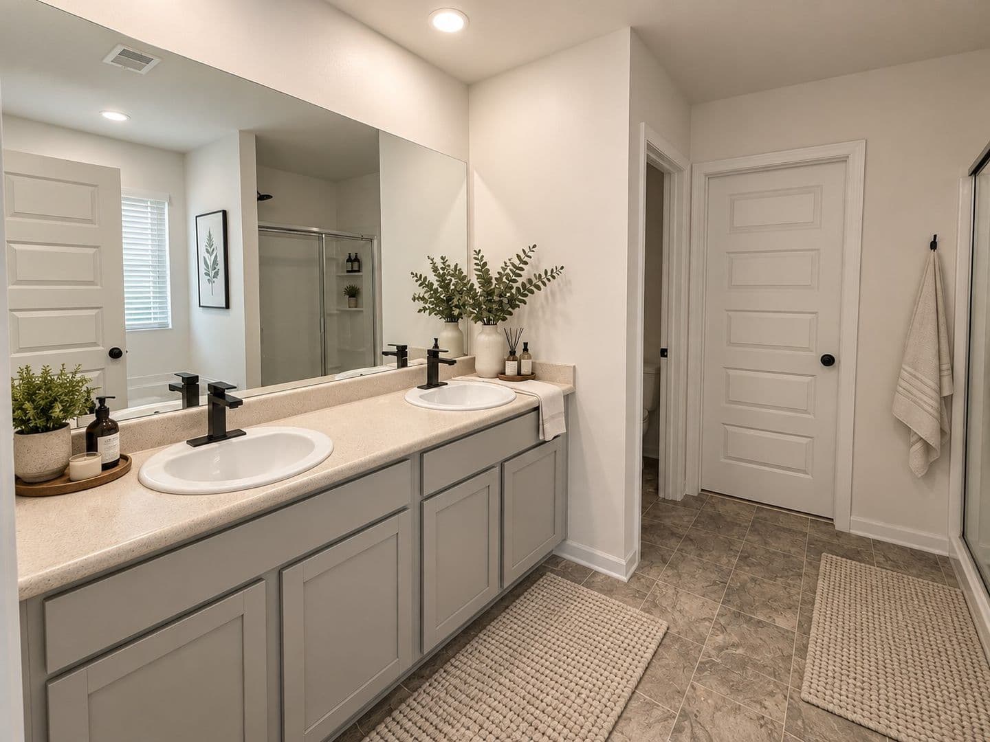 Loganville House: 649 Azalea Bloom Dr.