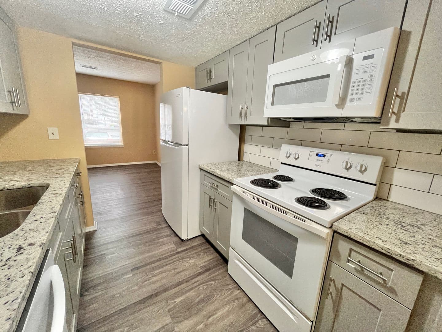 Peachtree Corners House: 6418 Meadow Rue Drive