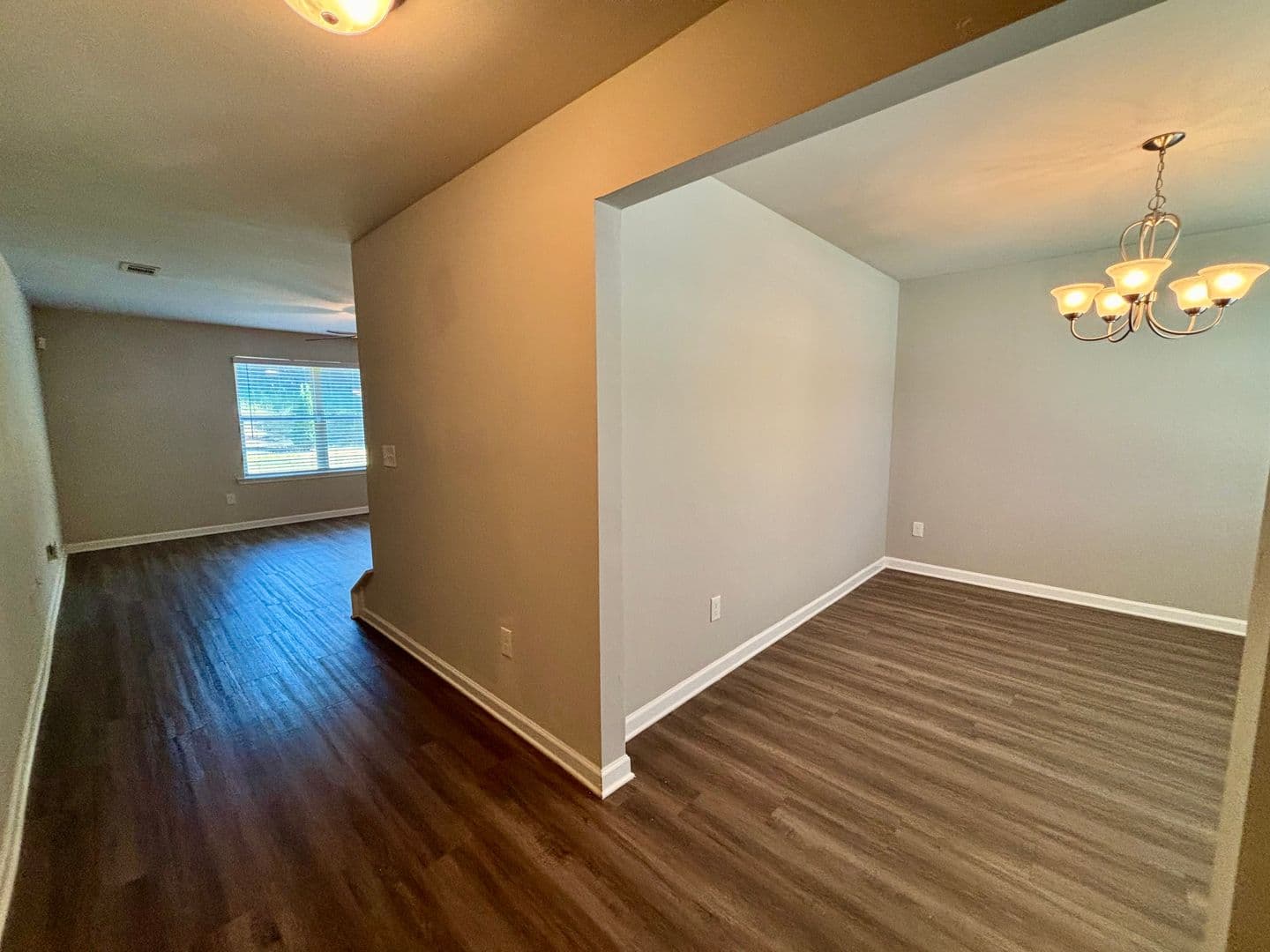 Locust Grove House: 321 Nutwood Trace