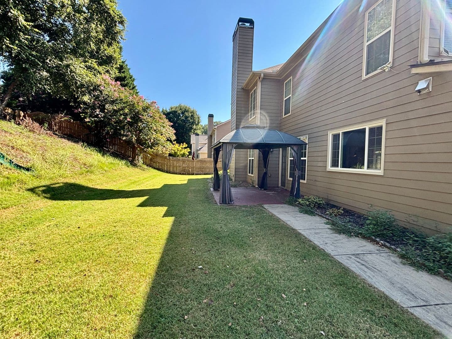 Buford House: 3252 Sandy Branch Lane