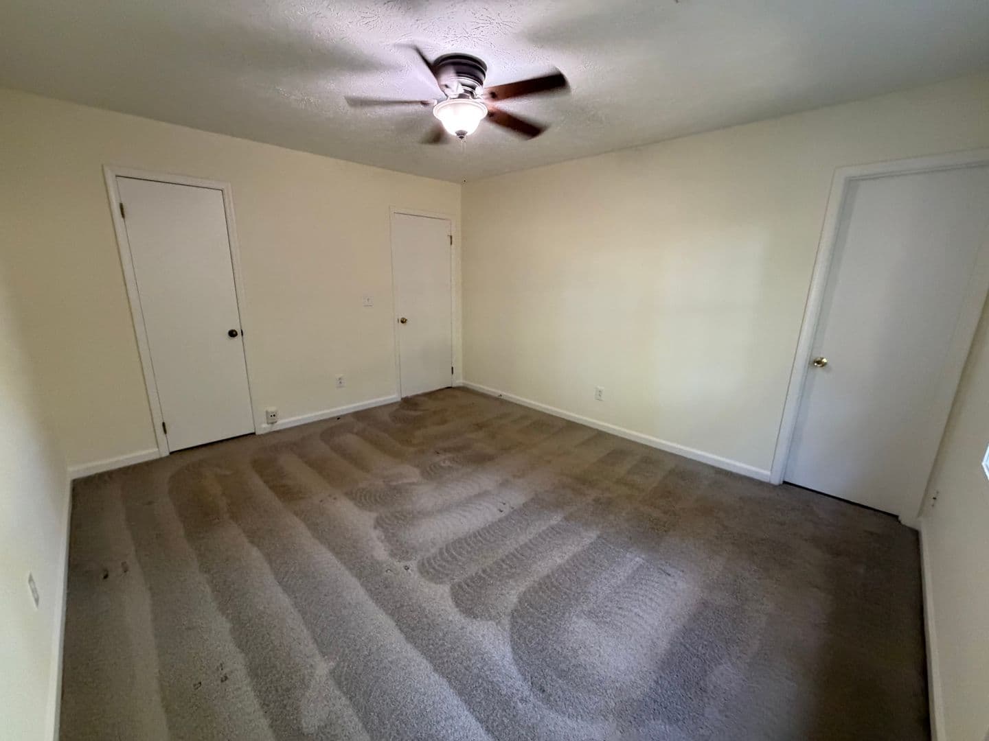 Suwanee House: 3884 Dollar Cr.