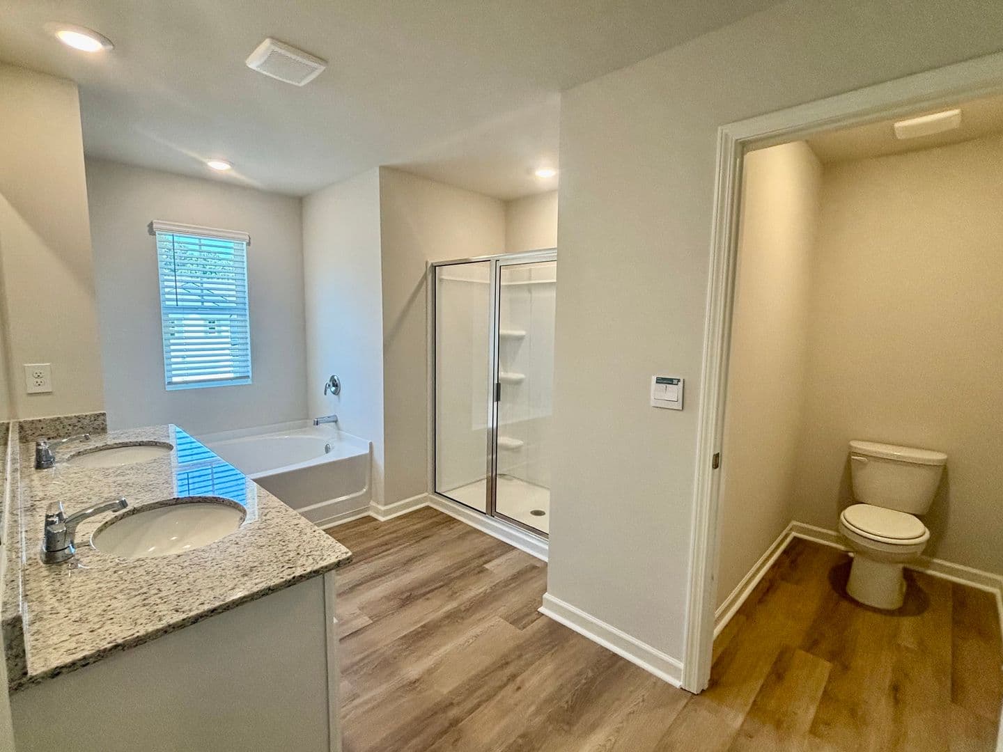 Gainesville House: 2986 Daxton Ln