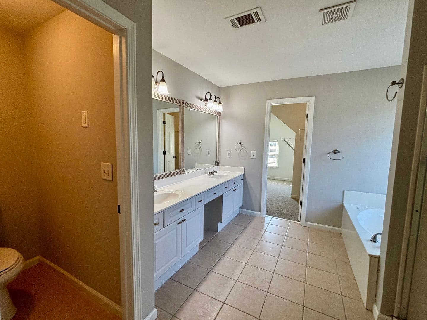 Buford House: 3252 Sandy Branch Lane