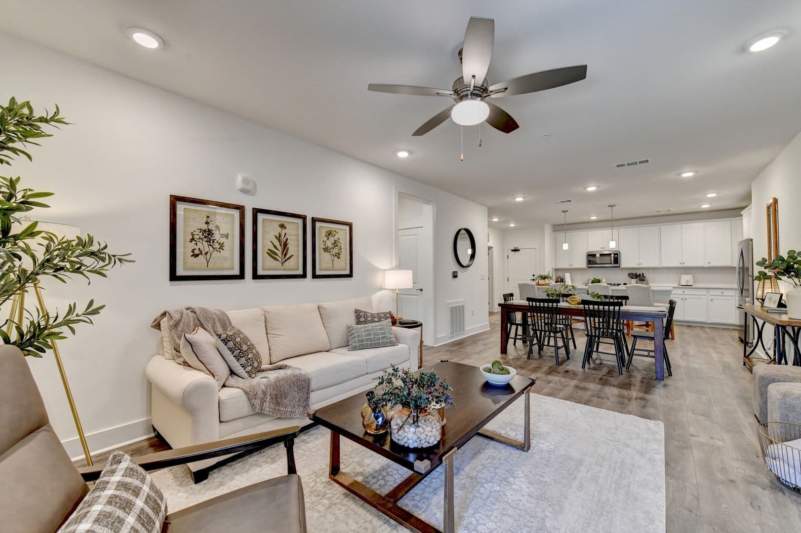Cumming House: 3342 Orwell Way Unit 1208