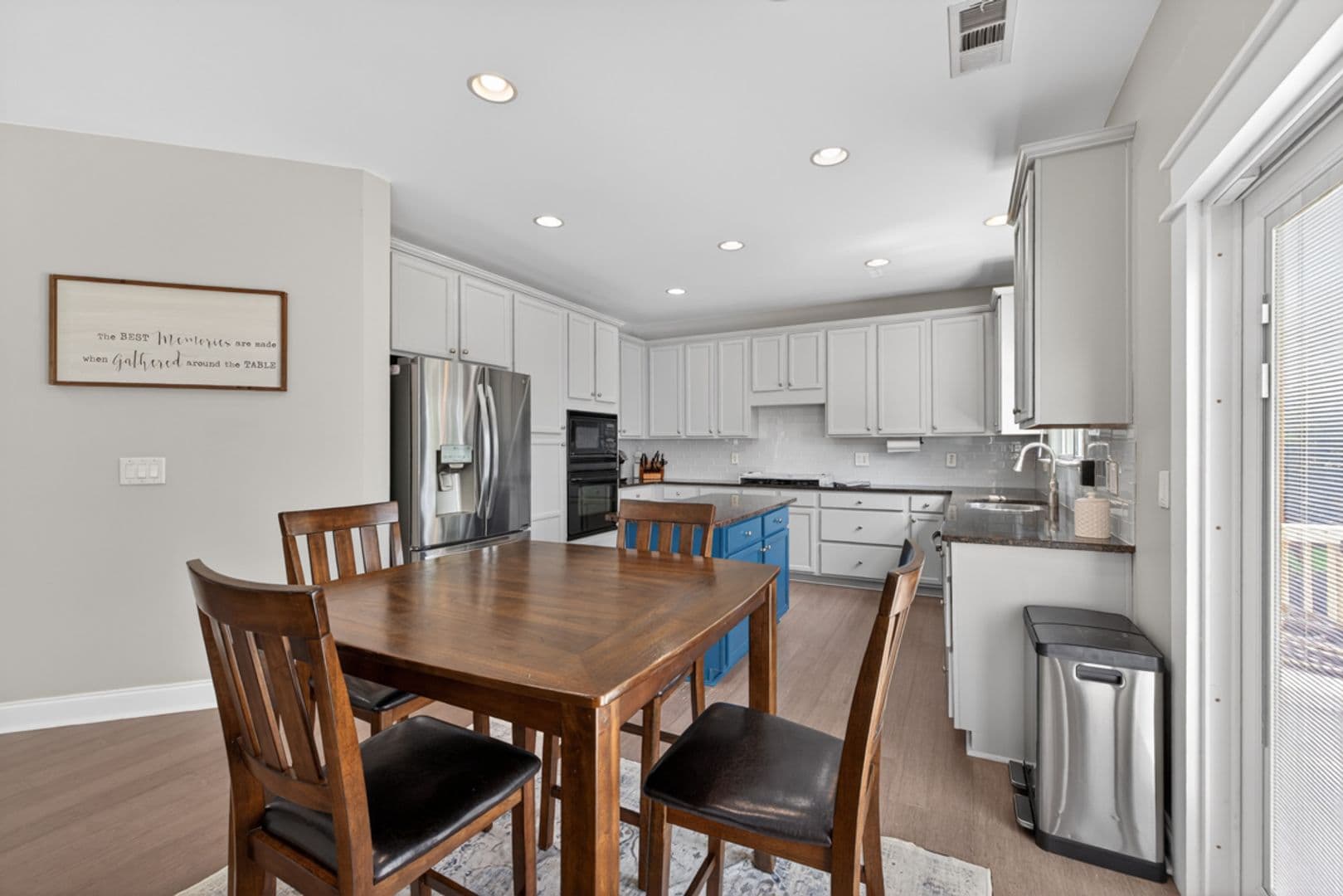 Flowery Branch House: 7819 Brass Lantern Dr.