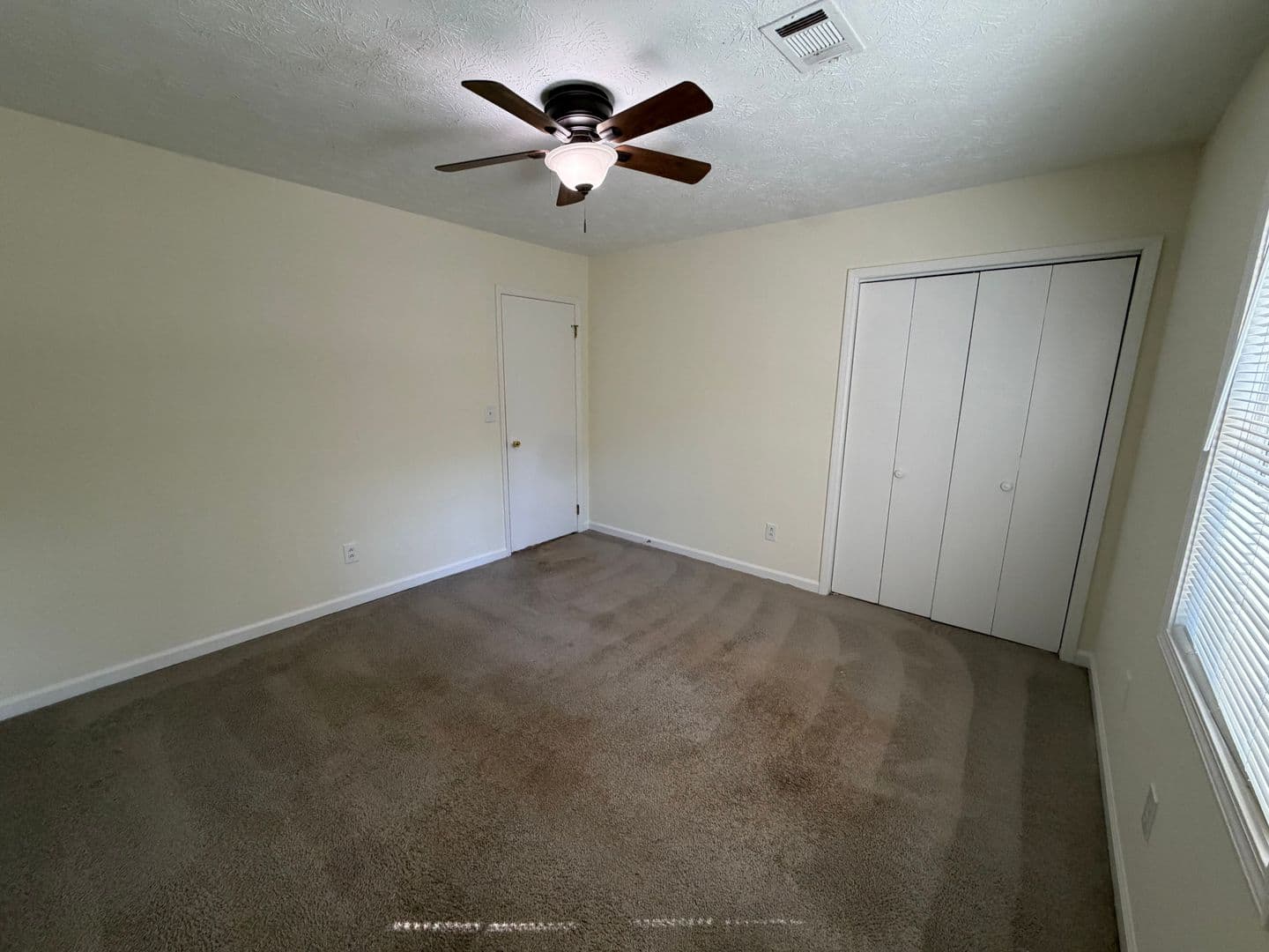 Suwanee House: 3884 Dollar Cr.