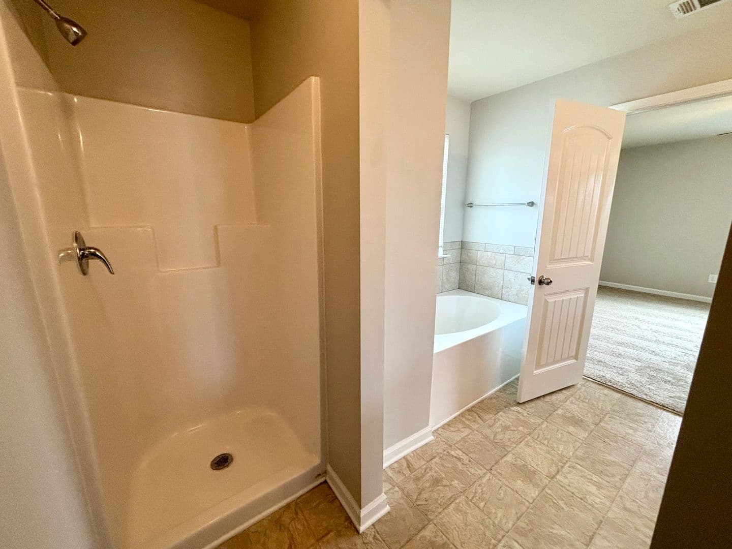 Douglasville House: 31 Brookwood Pass N.