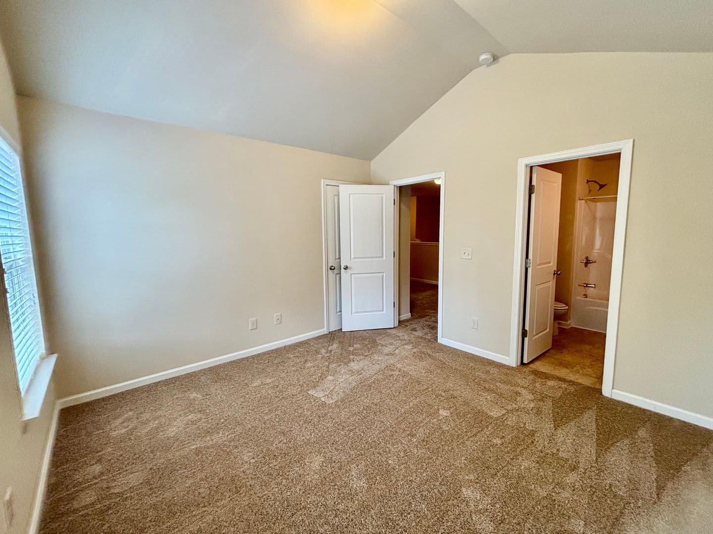 Cumming House: 1344 Brookmere Way