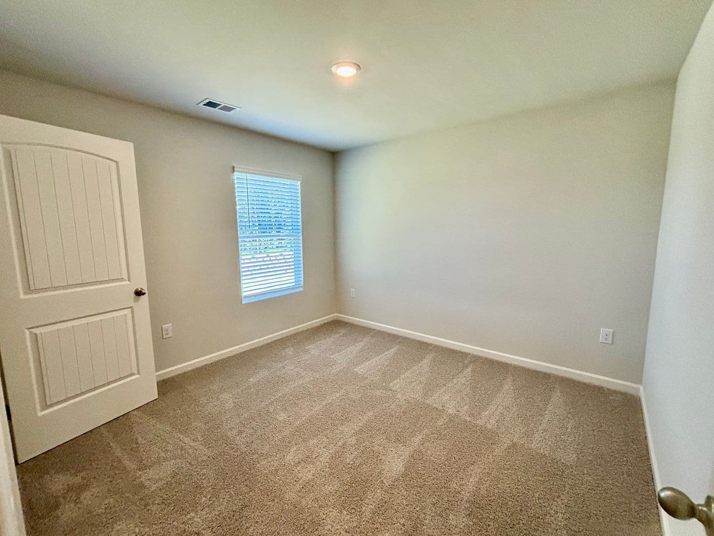 Gainesville House: 2910 Daxton Ln