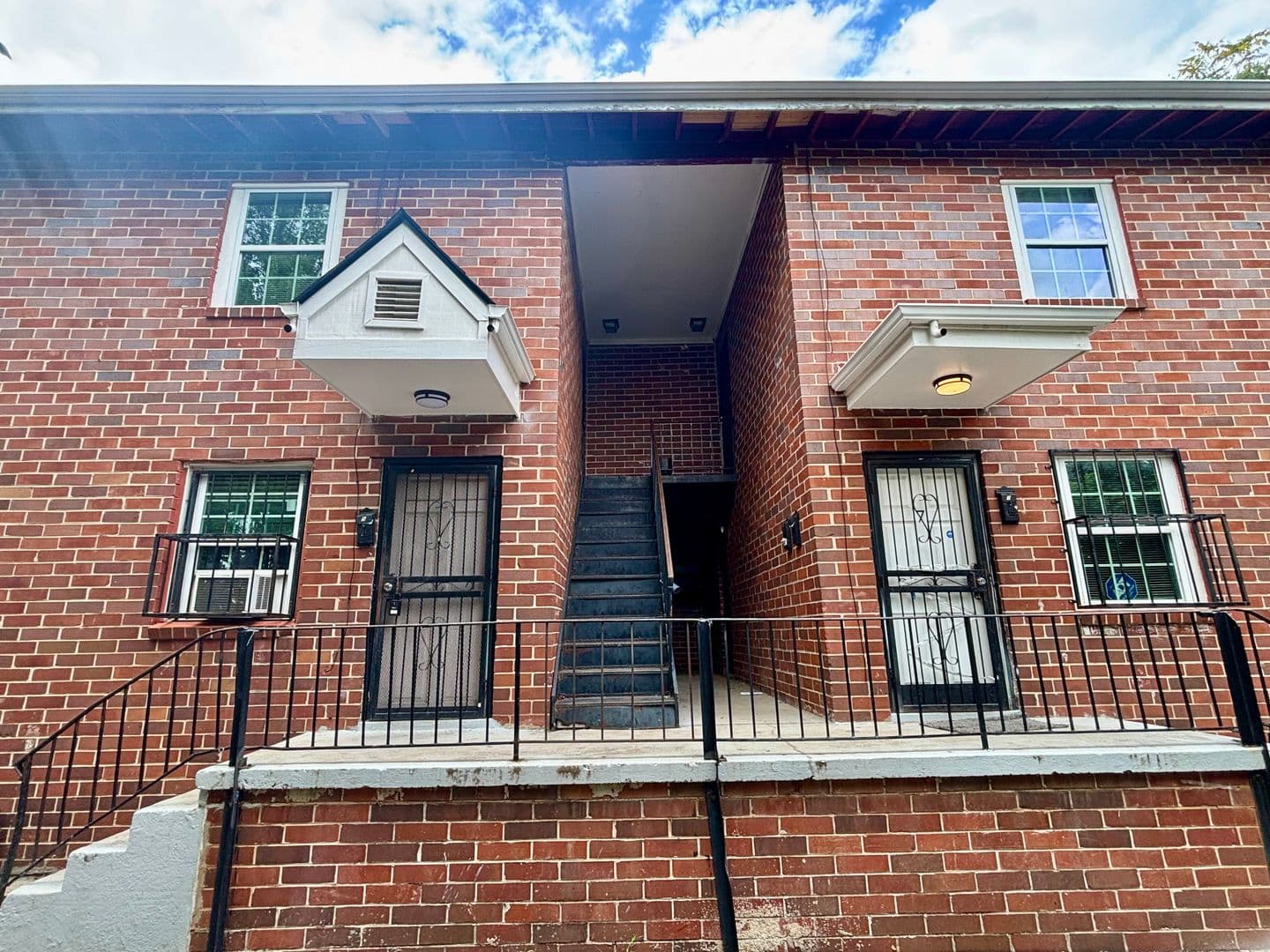 Atlanta Apartment: 1048 Washington St., SW