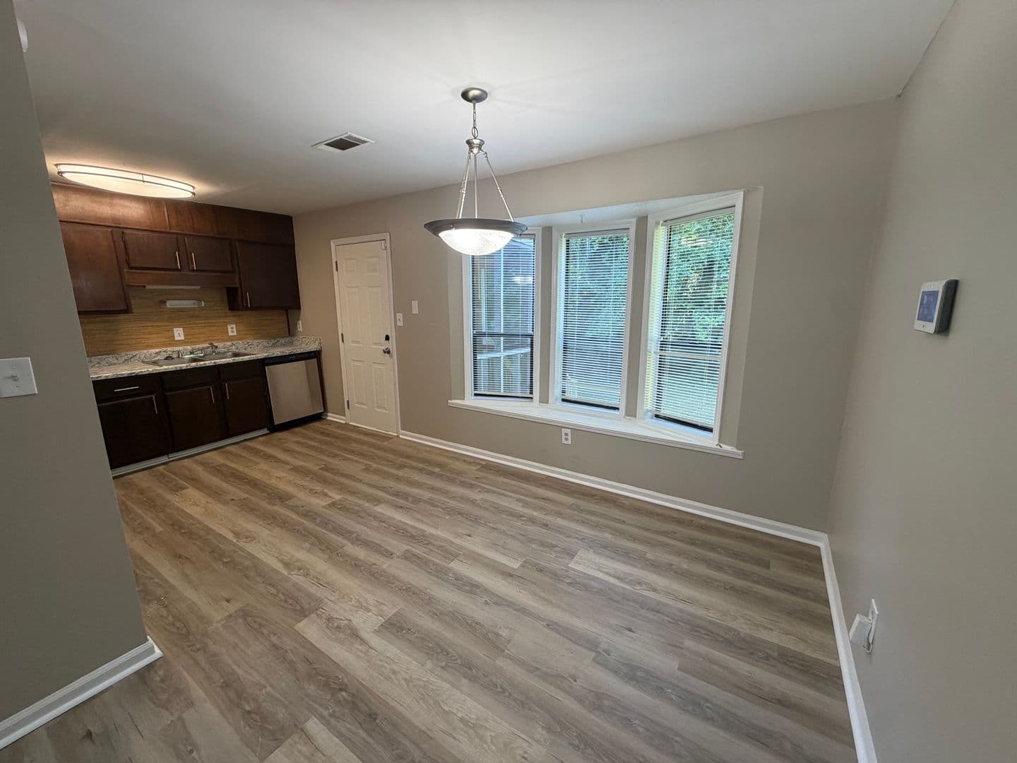Snellville House: 4125 Annistown Rd