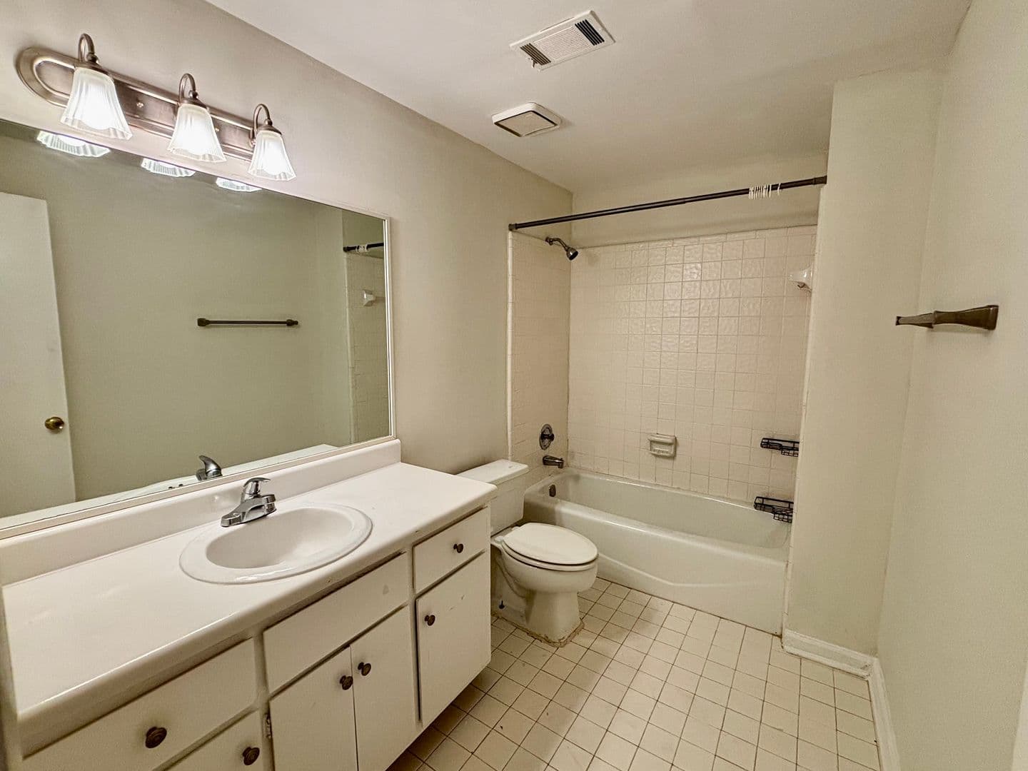 Norcross Apartment: 5931 Kay Drive