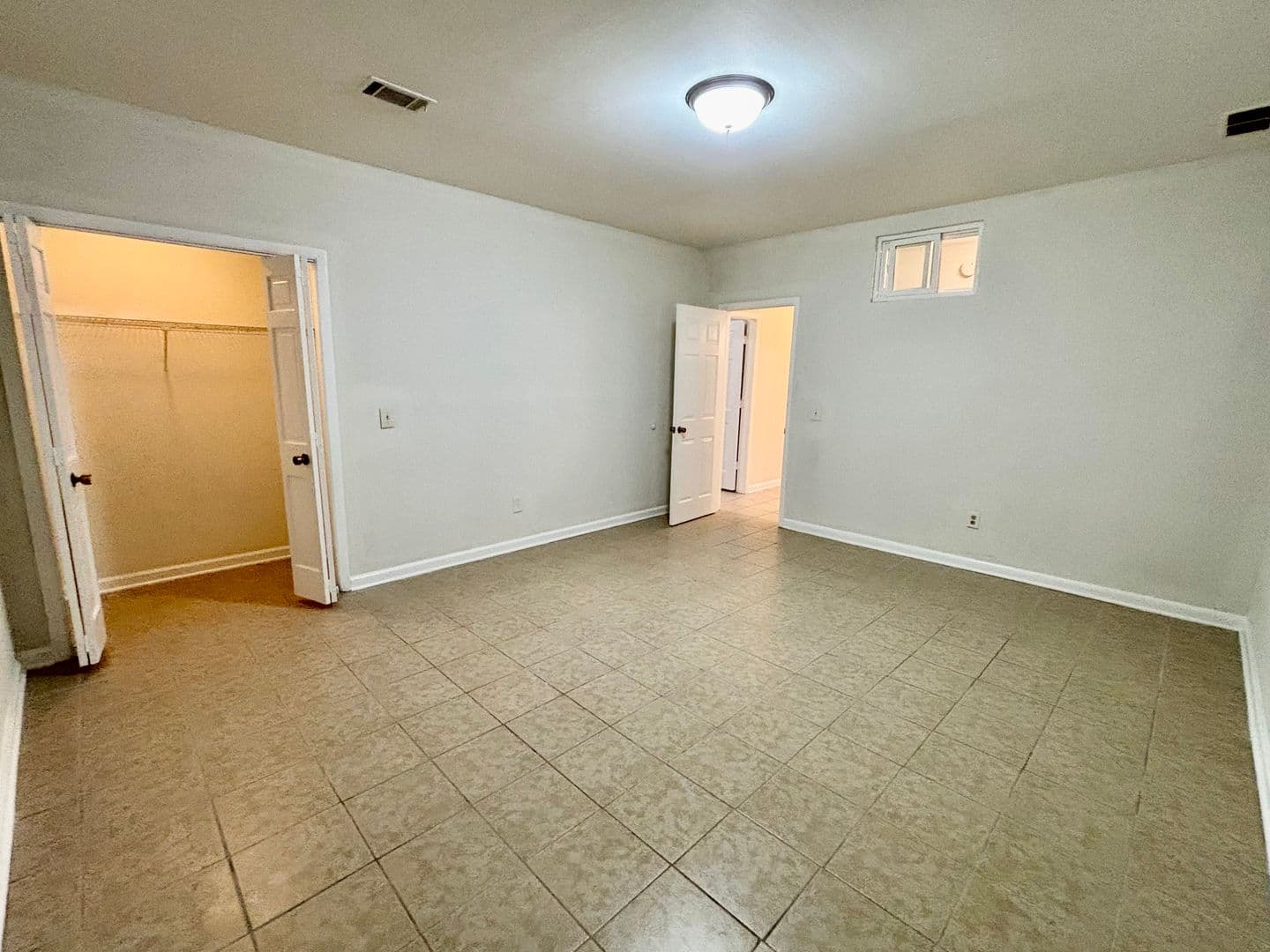 Norcross Apartment: 5931 Kay Drive