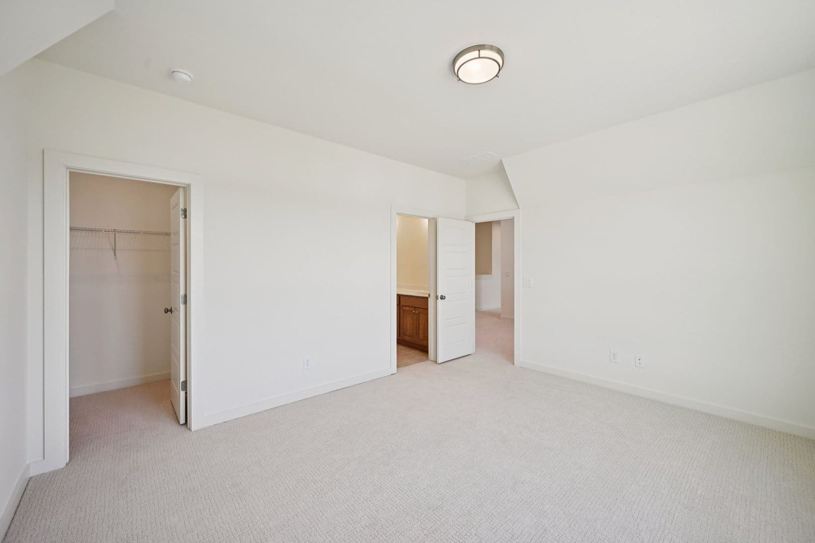 Dawsonville House: 7945 Heritage Farm Ct.