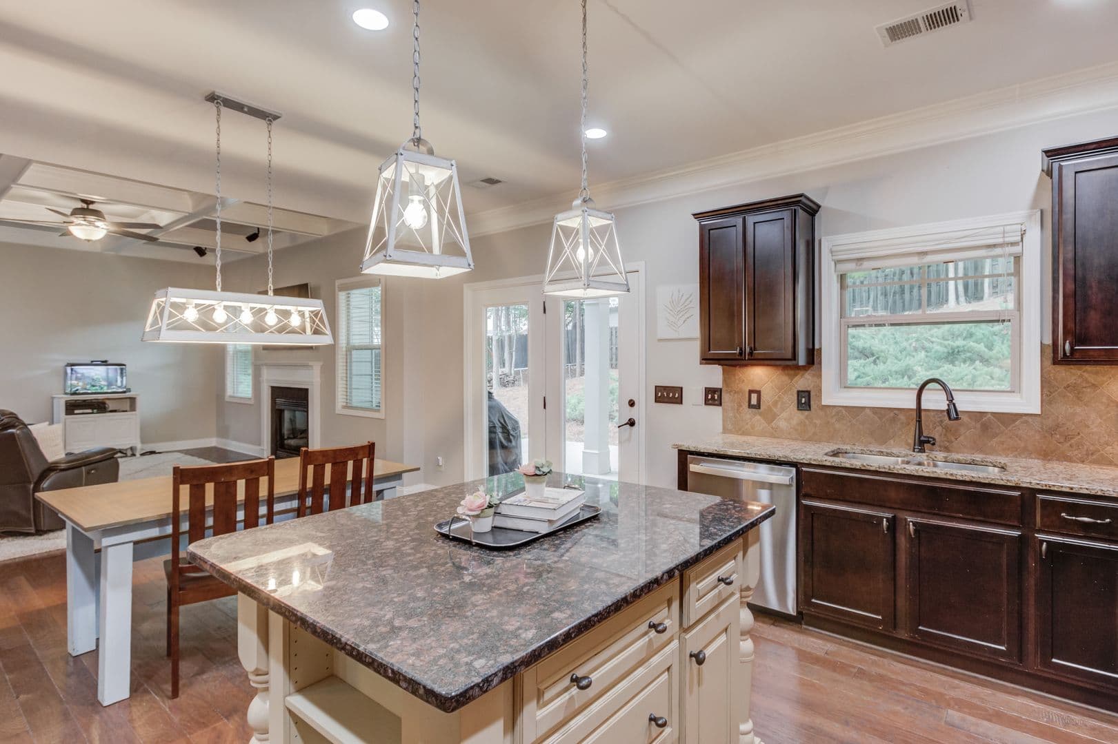 Sugar Hill House: 6005 Deer Walk Trl