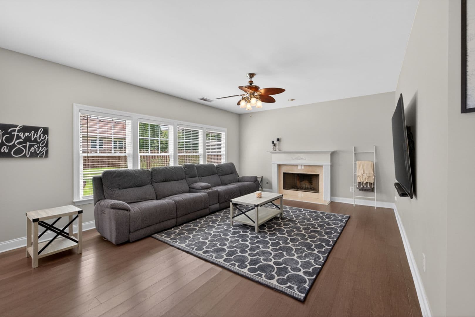 Flowery Branch House: 7819 Brass Lantern Dr.