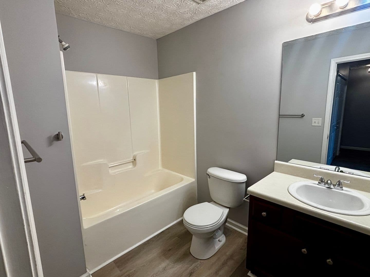 East Point House: 4249 High Park Lane