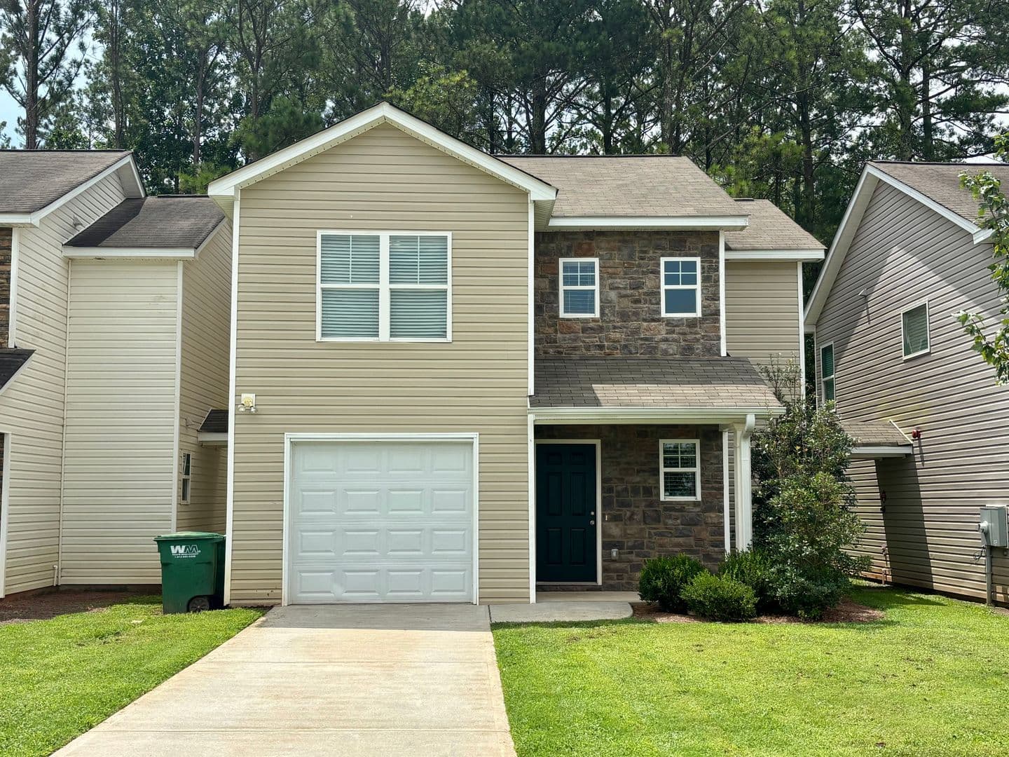 Palmetto House: 629 Carlton Pointe Drive