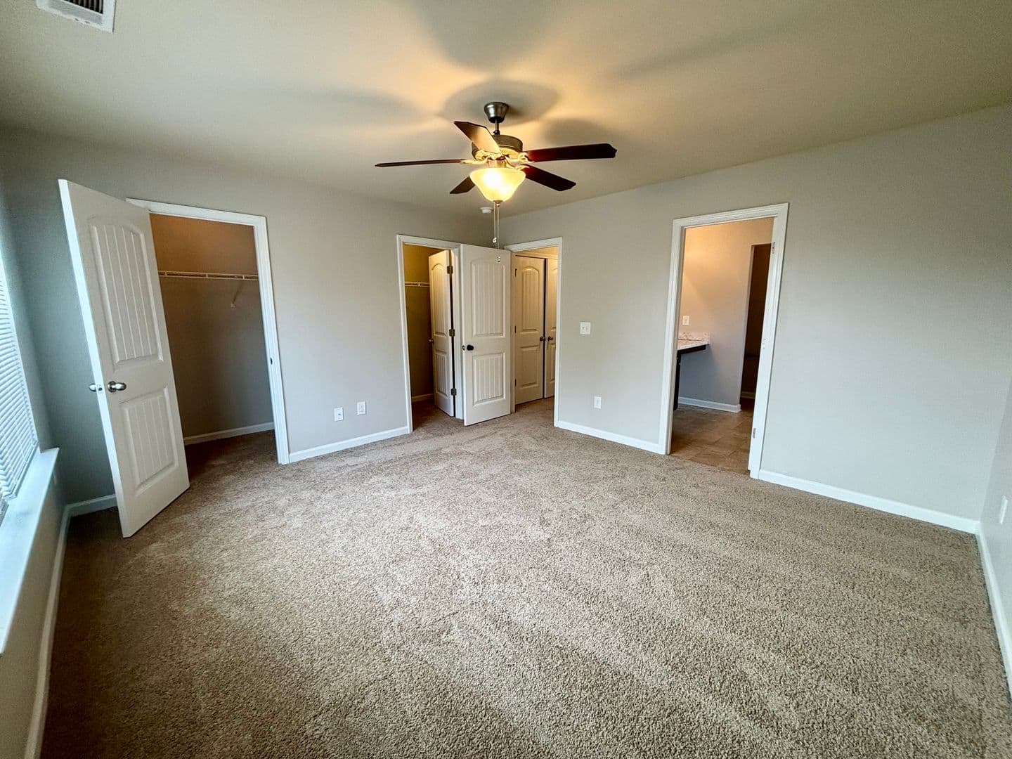 Douglasville House: 31 Brookwood Pass N.