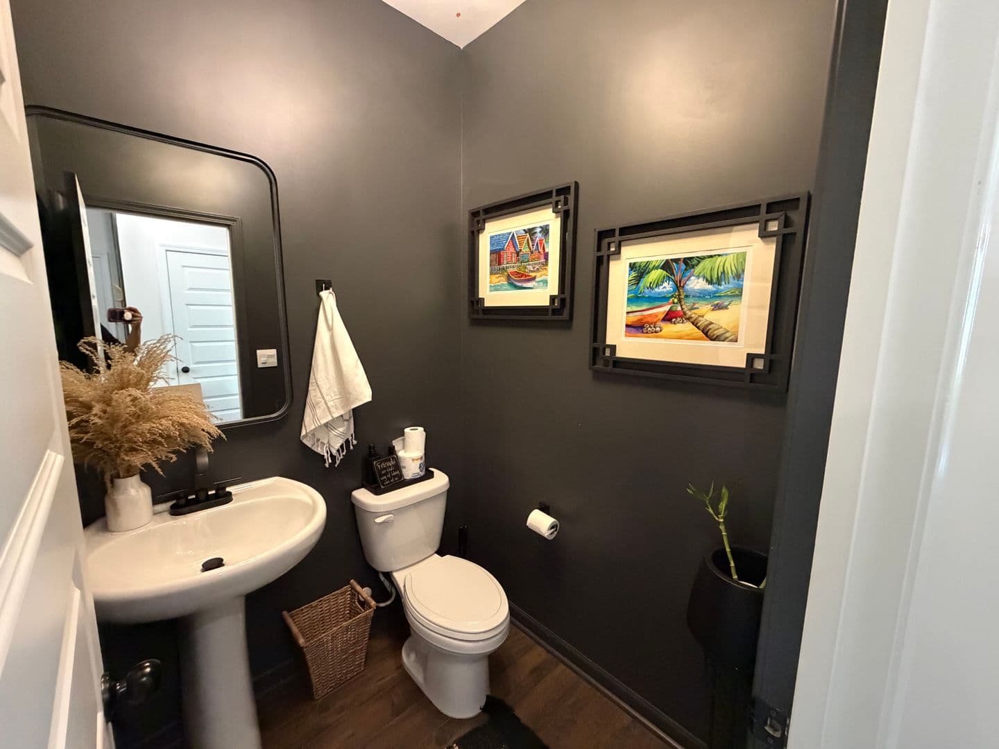Loganville House: 649 Azalea Bloom Dr.