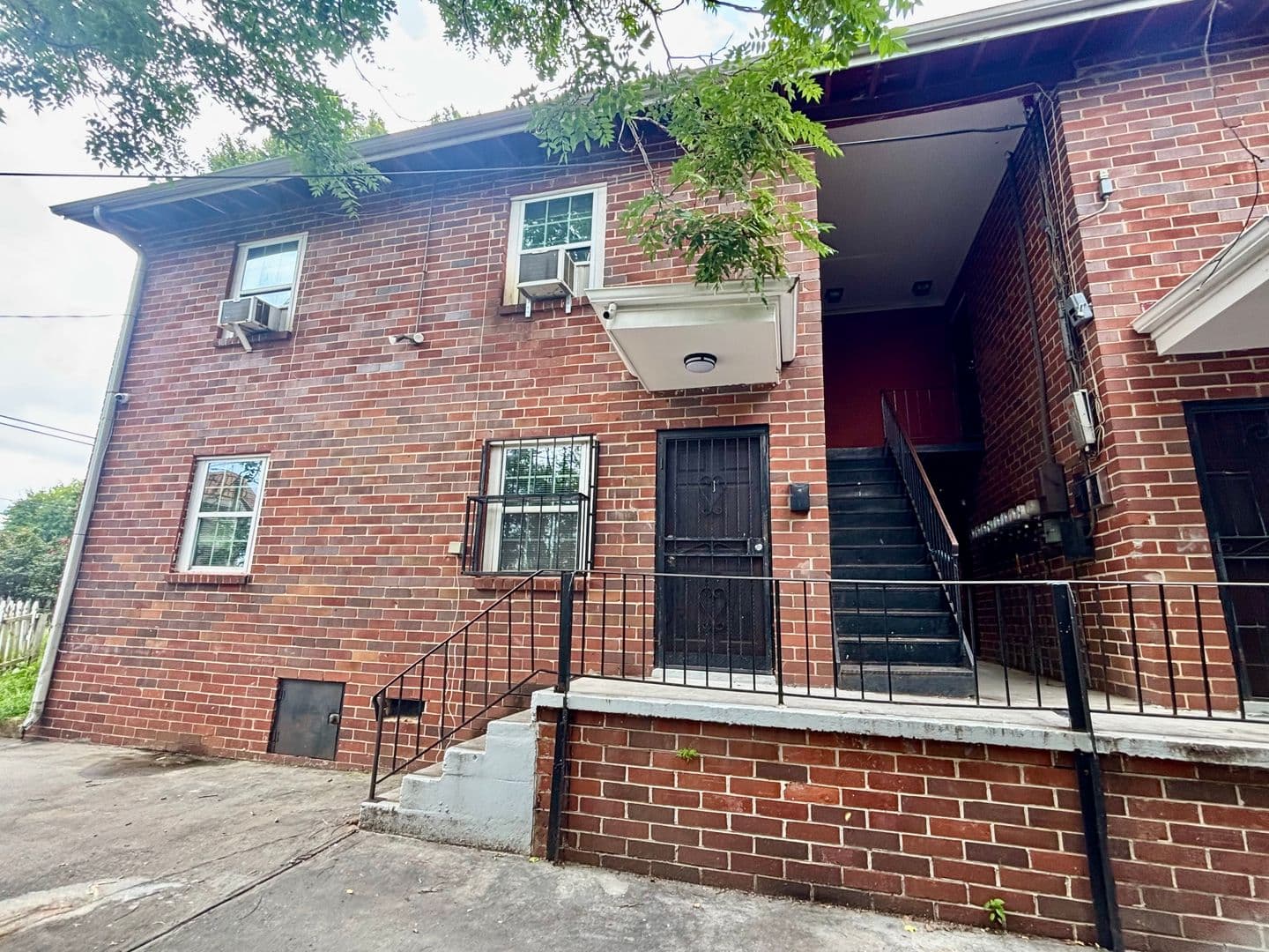 Atlanta Apartment: 1048 Washington St., SW